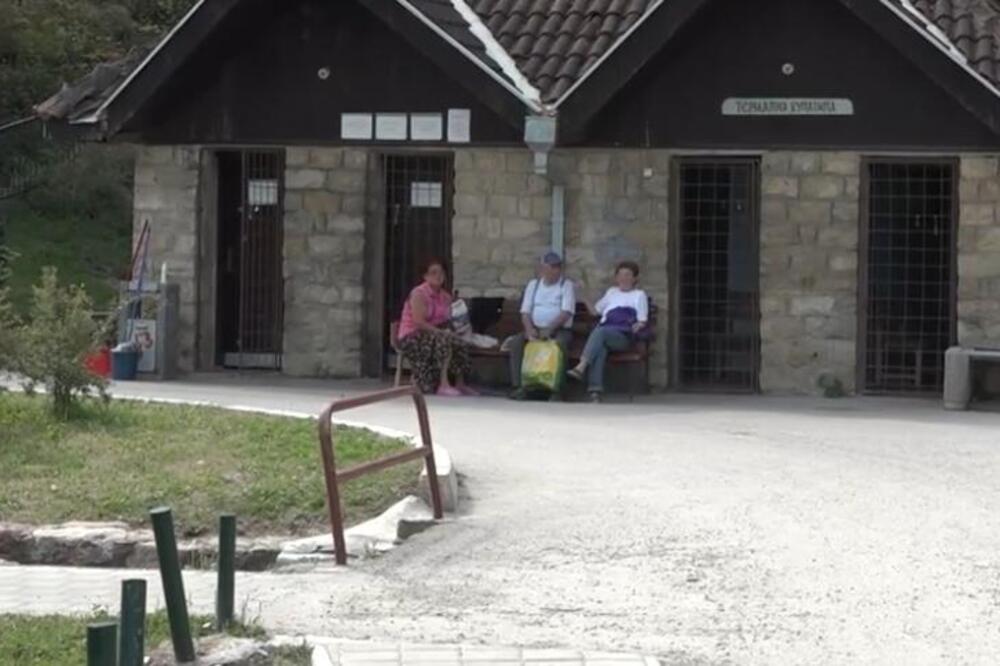 Ova banja u Srbiji je pravi jesenji raj za penzionere: Nema gužve, voda topla i lekovita, a cena za noć smešna