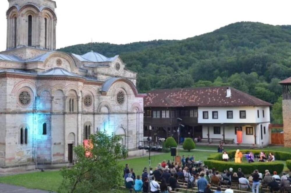 "MONAHINJA SARA JE MRTVA!" Šok u manastiru Ljubostinja: Nakon gorkih suza usledio obrt koji ih je sledio na mestu!