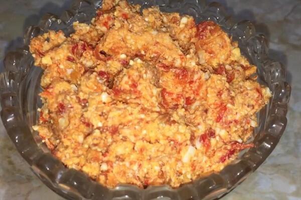 Najlepši recept za slavske urnebes trougliće: Nestanu sa trpeze brže od ruske salate