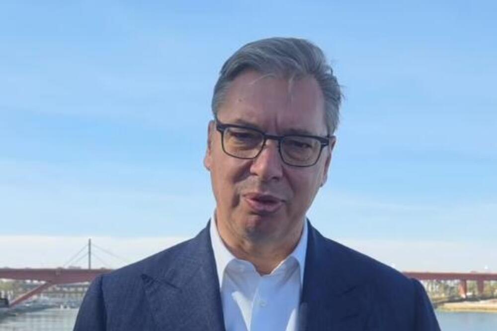 "NIŠ MIRIŠE NA RUZMARIN" Vučić pozvao građane na skup Ujedinjene Srbije - "PROGRAM ZA JUG ĆE DONETI PREPOROD"