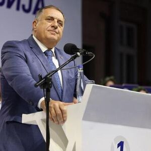 "CENI ONO ŠTO VUČIĆ RADI ZA SVOJ NAROD GDE GOD SE ON NALAZI" Dodik o detaljima sastanka sa Putinom