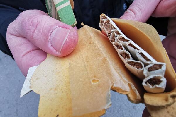 Život mu spasile 2 paklice cigareta - čuvao ih dok je živ: Neverovatna priča o Sretenu iz Požege (FOTO)