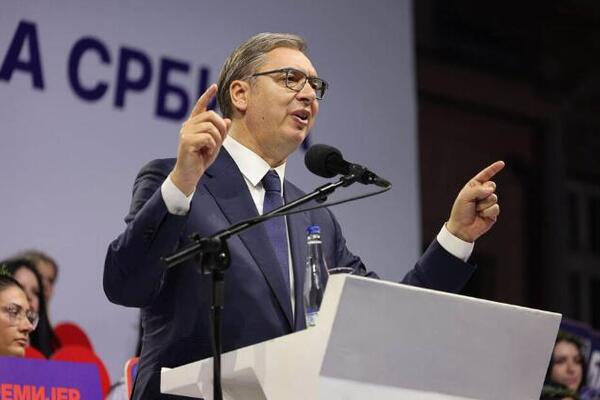 "Stizaćete neuporedivo brže nego ikada ranije" Vučić u Nišu govorio o izgradnji pruga i puteva: "Spajaćemo svuda"