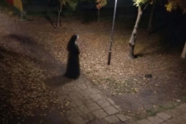 ČASNE SESTRE PONOVO HARAJU SRBIJOM! Seju strah i paniku širom zemlje, evo gde su sada viđeni ljudi u ODORAMA (FOTO)