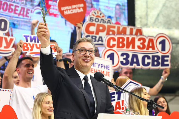 VUČIĆ O SKUPOVIMA "UJEDINJENE SRBIJE" ŠIROM ZEMLJE: "Srbija nije samo Beograd"