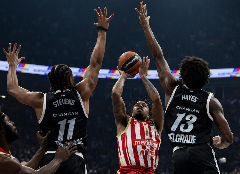 Pajola trojkom izazvao erupciju u Areni: Partizan sprečio veliki povratak Zvezde! (VIDEO)
