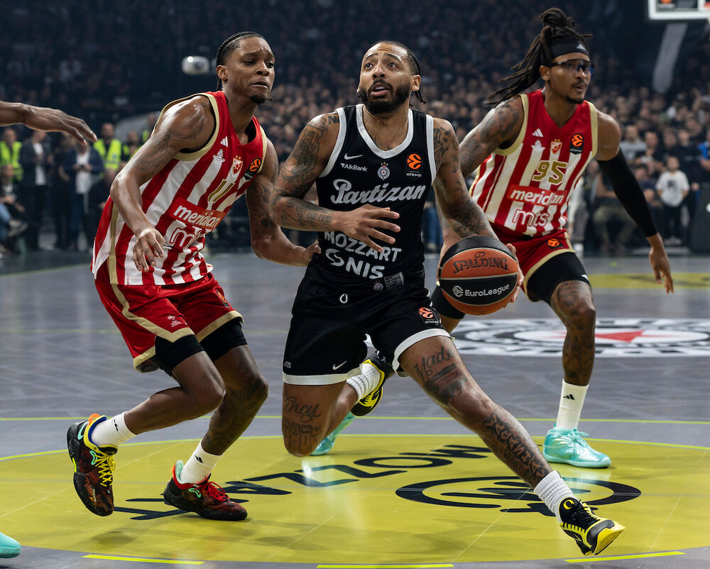 KK Partizan, Karlik Džons