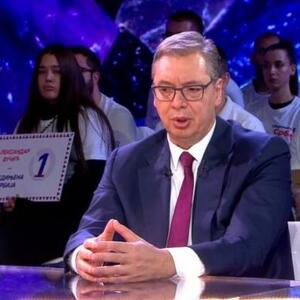 "Pojačaćemo borbu protiv korupcije, sigurnost i bezbednost su nam prioritet" Vučić u emisiji "Vreme odluke"