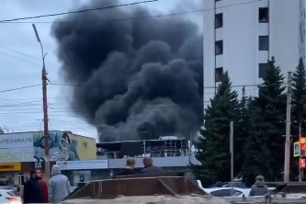 Eksplozije u važnoj fabrici u Rusiji: Ukrajinci izvršili napade, stanovništvo u panici! (VIDEO)