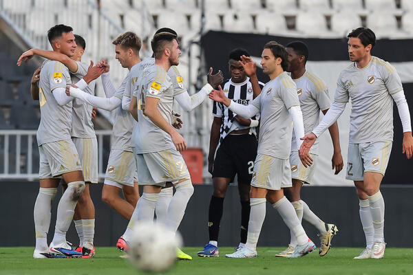 Partizan ponovo u kanalu, Čukarički slavio posle 10 godina: Đoković sa dva gola pojačao zvižduke Grobara u Humskoj