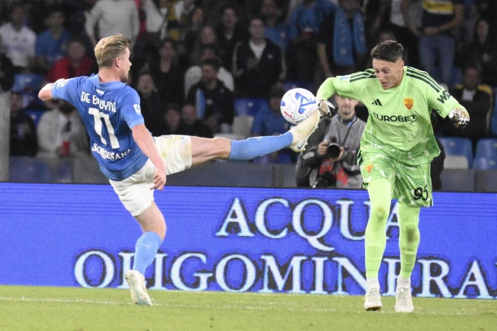 LUDNICA U SERIJI A! Roma se vratila iz mrtvih protiv Napolija, a Lacio preuzeo vrh tabele! (VIDEO)
