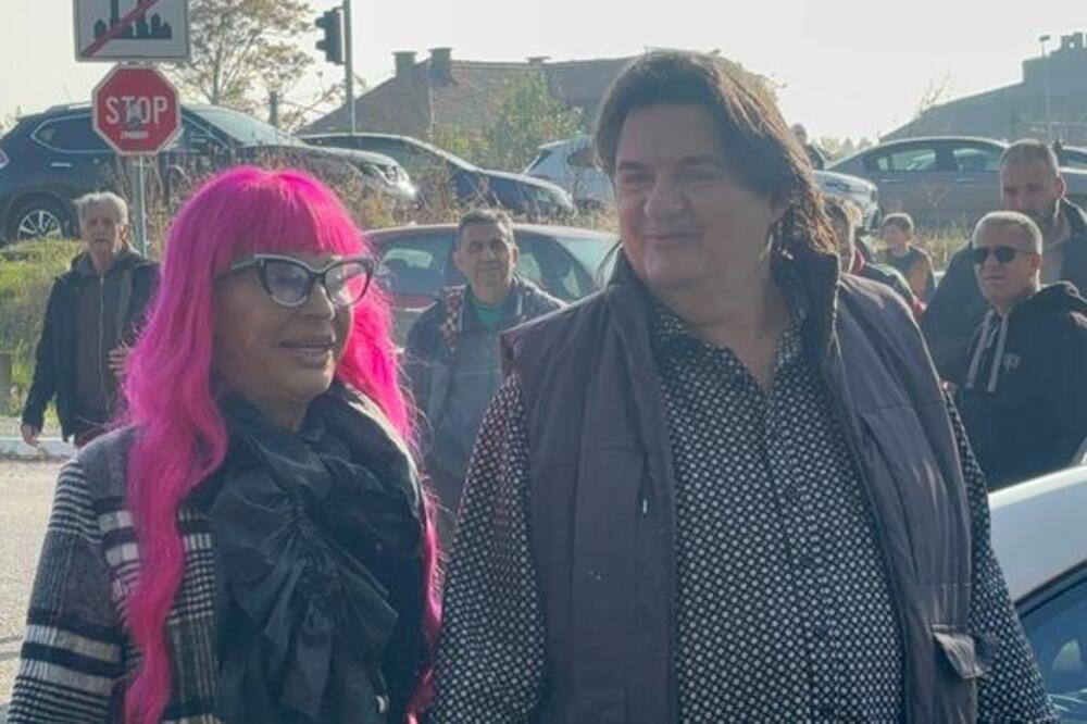 ZOKA I KEMIŠ RUKU POD RUKU NA GLASANJE! Pozvali sve da urade isto, dotakli se i DERBIJA!