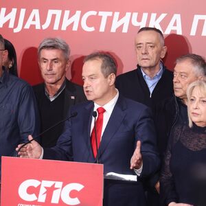Ivica Dačić: "Apsolutno svi članovi rukovodstva osećaju odgovornost i ponudili su ostavke"