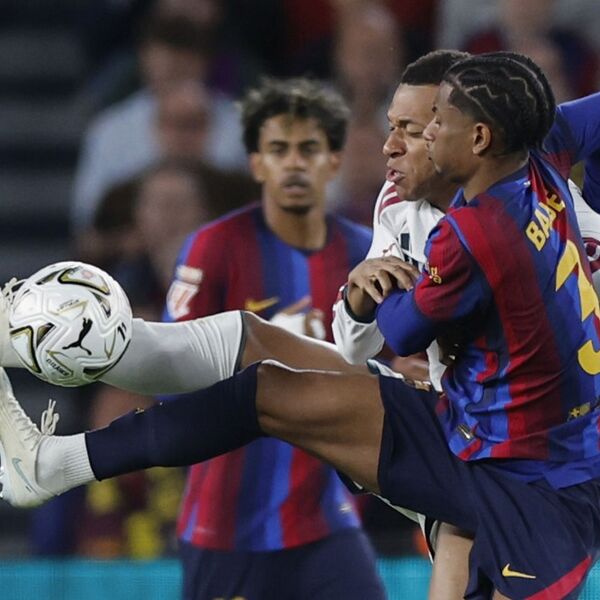 MURINJO SRUŠIO BARSELONU U EL KLASIKU: Srećni Mbape prestigao Ronalda i Benzemu, Fliku ne pomaže ni Rafinja
