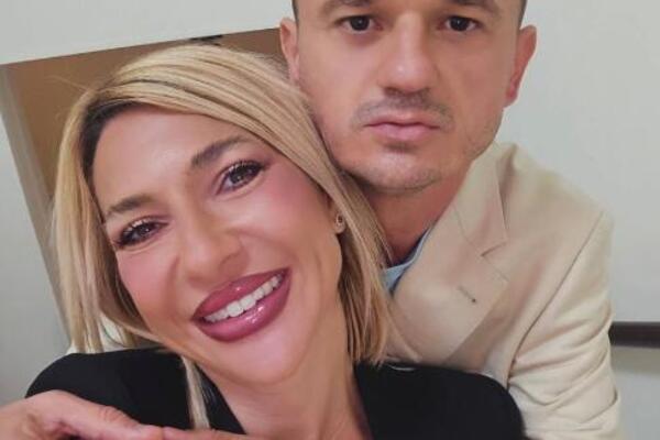 VRELIJE OD OVOGA NE MOŽE! Jovana Jeremić u ČIPKI I NAJKRAĆEM MINIĆU, sve se ocrtava, dok Tigar iza nje... (FOTO)