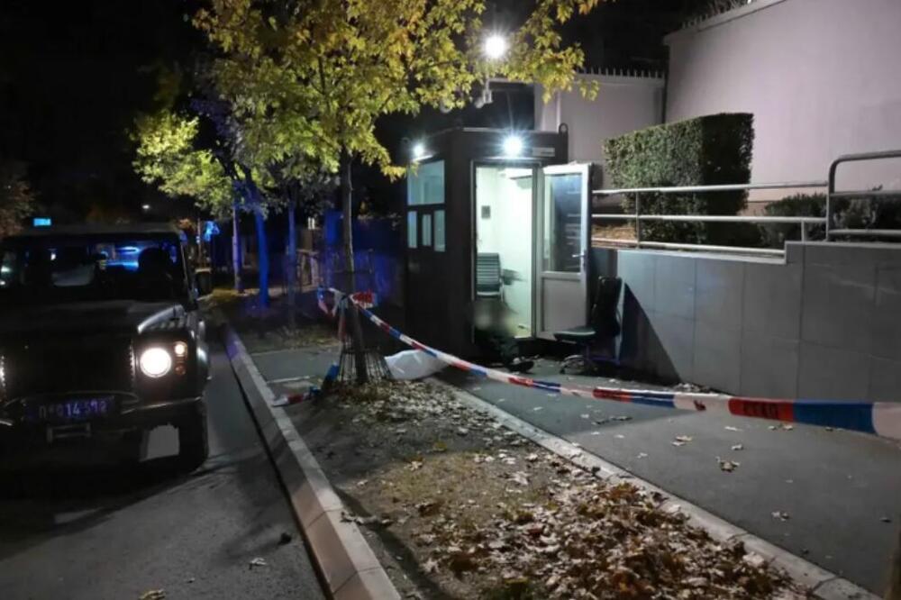 Ko je maloletnik iz Šapca koji je uz povik "Alahu akbar" i dva noža krenuo na žandarma? Pratila ga i služba