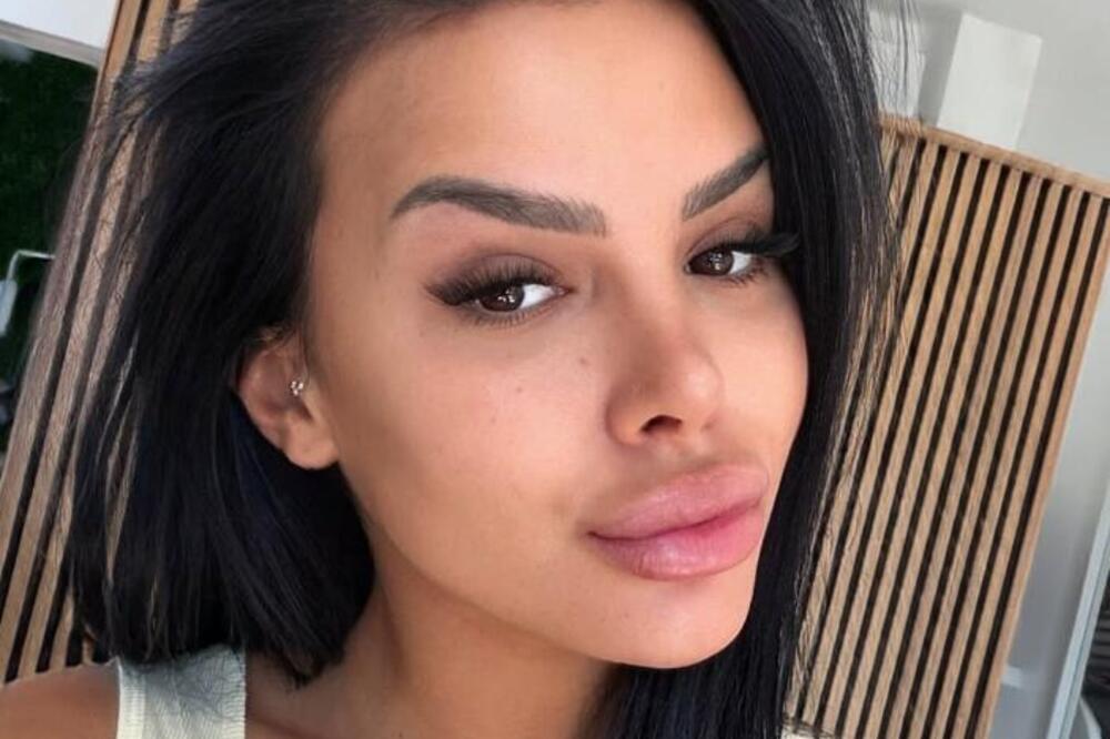 "VEĆ JE KRENULO, OTVORILA SE": Anita proživela PRAVU DRAMU! Trudnica hitno primljena u bolnicu