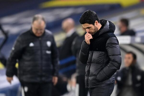 ARTETA NA UDARU ZBOG POTEZA PREMA DEČAKU OD 16 GODINA! Arsenal doživeo šok, postupak Španca izazvao buru (VIDEO)