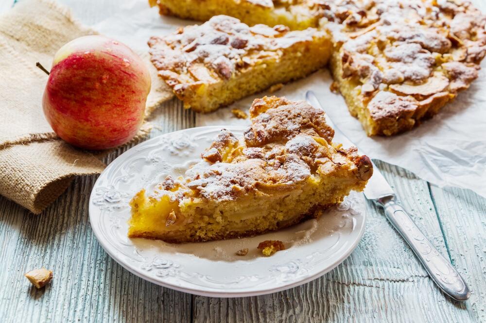 Recept za starinski kolač sa jabukama, cimetom i vanilom! Starinska poslastica koja vraća u detinjstvo