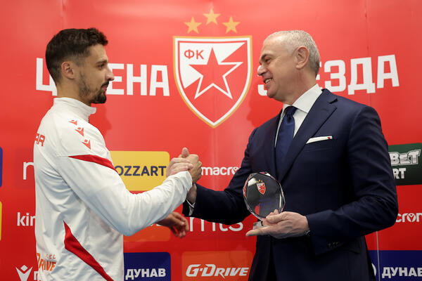 ZVEZDA SPREMA UGOVOR ZA KRUNIĆA DO KRAJA KARIJERE! Rade dobio ponudu koja se ne odbija, poznati i detalji