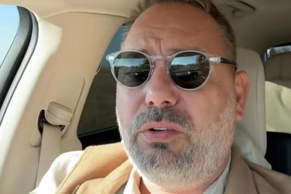 Moćni Srbin zaveo veliku ljubav opasnog momka, rodila mu 2 dece i ostavila pred svadbu: Druga njegova verenica vratila se bivšem, a sad s njom dobio blizance