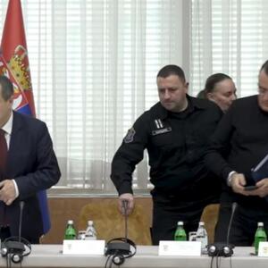 DIREKTOR RHMZ UPOZORIO NA OVU OPASNU POJAVU: Moguć najviši, 4. stepen upozorenja! I šta nas čeka u februaru i martu! U toku sednica Štaba za vanredne situacije