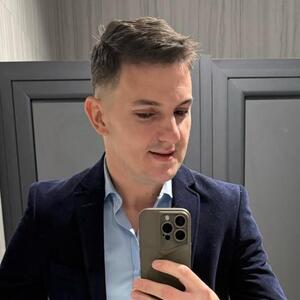 KUPIO SREĆKU I DOBIO 7 MILIONA! Ispovest "milionera" Dejana - provodio se uz Daru Bubamaru, uživao u životu, a onda je uradio OVO: "Ako držiš šaku otvorenu"...