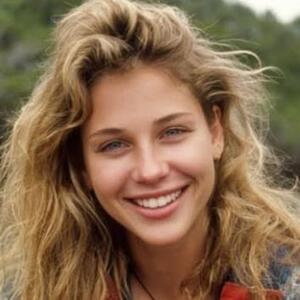 Učiteljica je čamcem uletela u oluju i nestala bez traga: Godinama kasnije pronalaze njen fotoaparat - jedna slika ledi krv u žilama