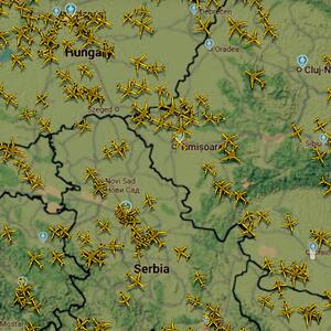 DRAMA NA NEBU IZNAD BALKANA, AVION "UHVATIO" MINI TORNADO: Stjuardesa odletela na plafon, strašne scene na letu iz Grčke - IMA POVREĐENIH