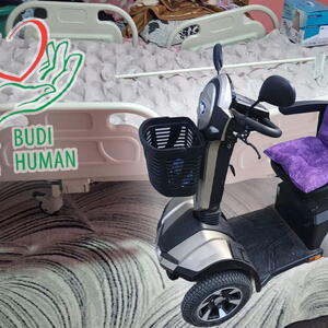 Novcem za lečenje kupila medicinsku opremu i prodavala je na oglasima? Oglasila se Fondacija "Budi human"