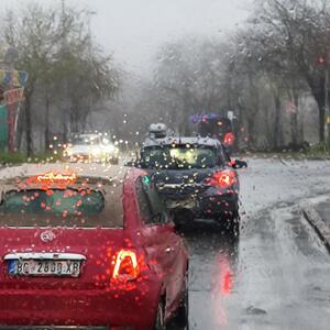 NEVREME IZNENADILO BEOGRAĐANE! Hitno se oglasio i RHMZ, ovo niko NIJE očekivao: "Digla se prašina, a onda se čula I LOMLJAVA, skočili smo da..."