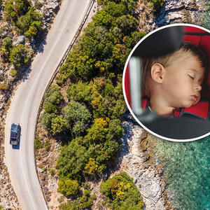 "Plakala sam i grlila je!" Drama srpske porodice na putu za Grčku: Bebi pozlilo u autu, a onda se pojavi heroj koji im je obezbedio pomoć