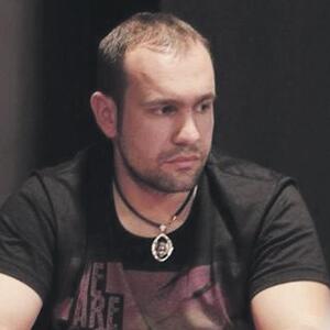 ŠOK POSLE PRETRESA ĆELIJE KAVČANINA KOJI SE TUKAO U ZATVORU: Nađeni mu špricevi, 100 tableta, steroidi... Hitno prebačen u kaznenu sobu!