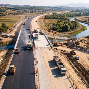 Stotine kilometara novih puteva premrežile zemlju: Srbija se razvija krupnim koracima, evo kako se menjala i šta nas čeka u skoroj budućnosti